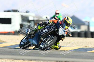 media/Jan-08-2022-SoCal Trackdays (Sat) [[1ec2777125]]/Turn 16 Set 1 (11am)/